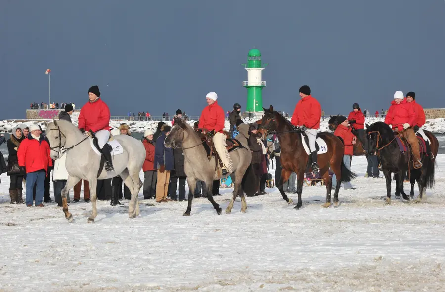 Reiter beim Warnemünder Wintervergnügen