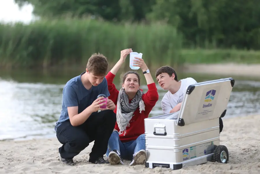 Umweltbildung direkt am Haff mit der OstseeKiste der Jugendherberge Ueckermünde