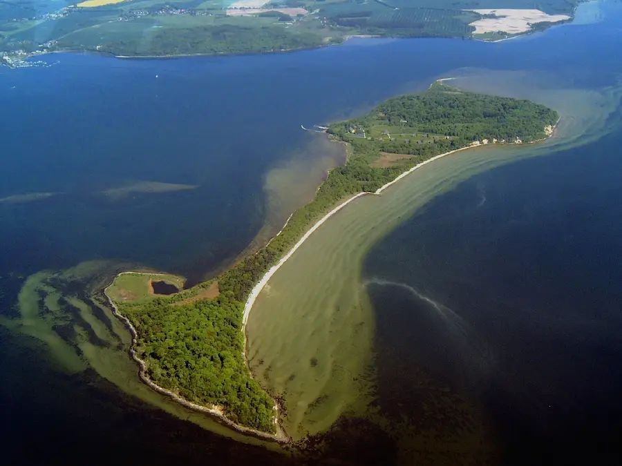 Fast unberührt: Die Insel Vilm bei Rügen (Foto: Tourismuszentrale Rügen)