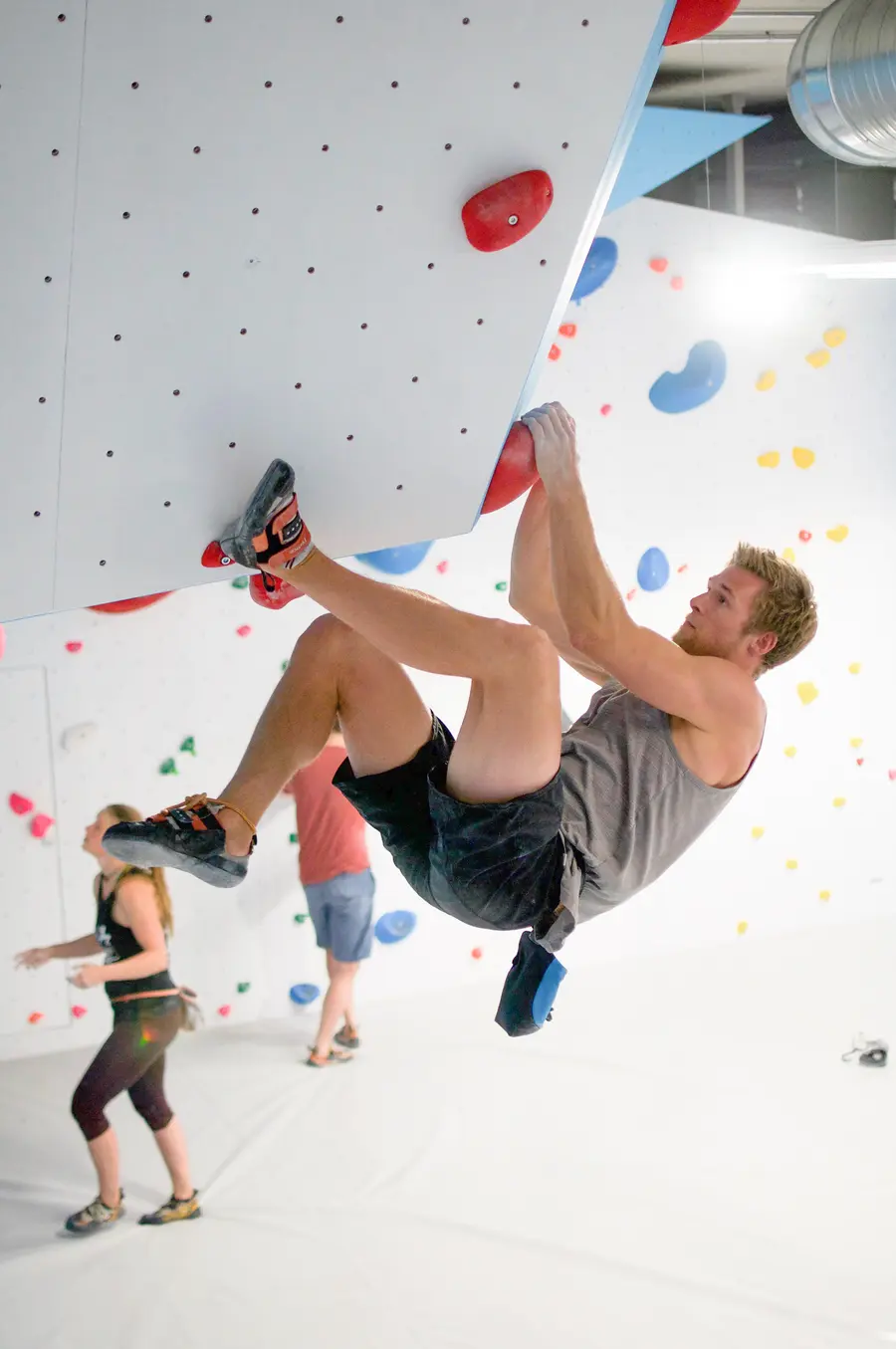 Bouldern bei den "Felshelden" Bouldern bei den "Felshelden"