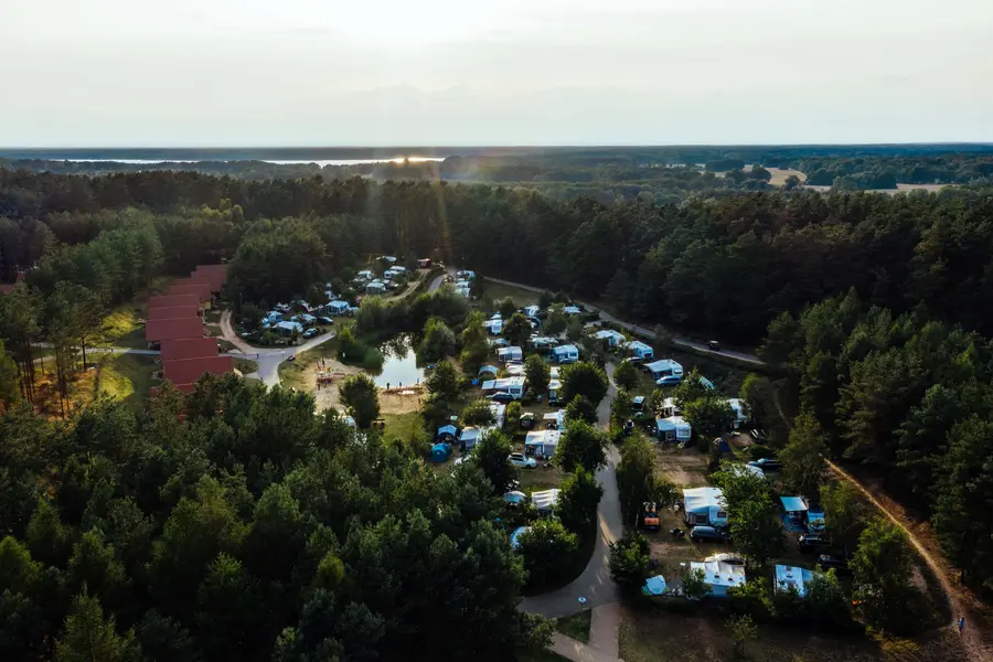 Luftaufnahme des Camping- und Ferienparks Havelberge