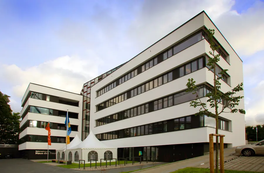 Außenansicht Internationales Haus des Tourismus
