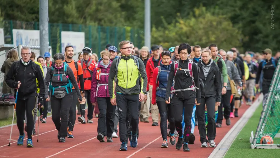 Massenstart am Sportplatz in Kühlungsborn West