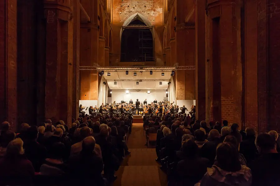 Interessierte können vier Konzerte in der St.-Georgen-Kirche in Wismar erleben. Interessierte können vier Konzerte in der St.-Georgen-Kirche in Wismar erleben.
