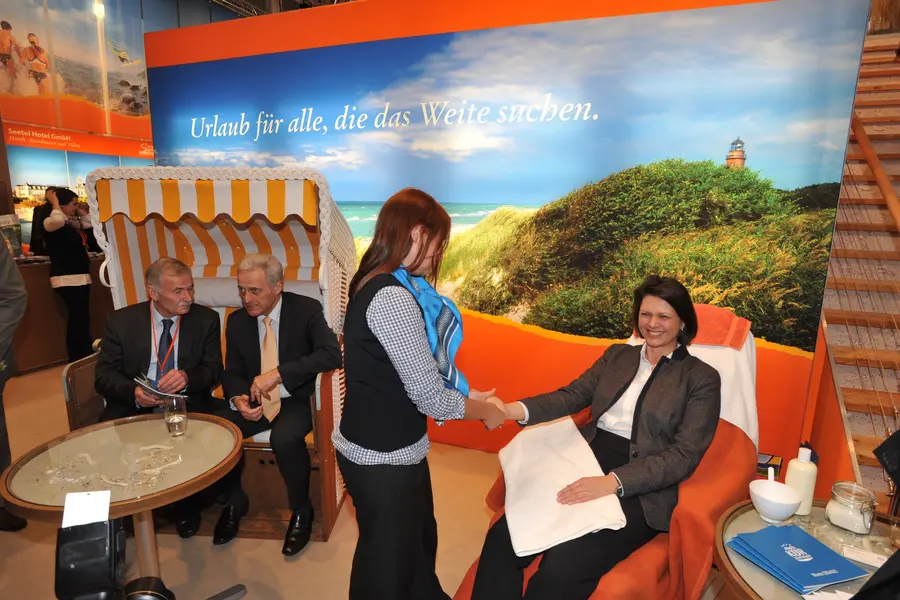Bundesminister Dr. Peter Ramsauer und Ilse Aigner besuchen den Mecklenburg-Vorpommern-Stand auf der ITB Berlin 2012 (Foto: Frank Donati)