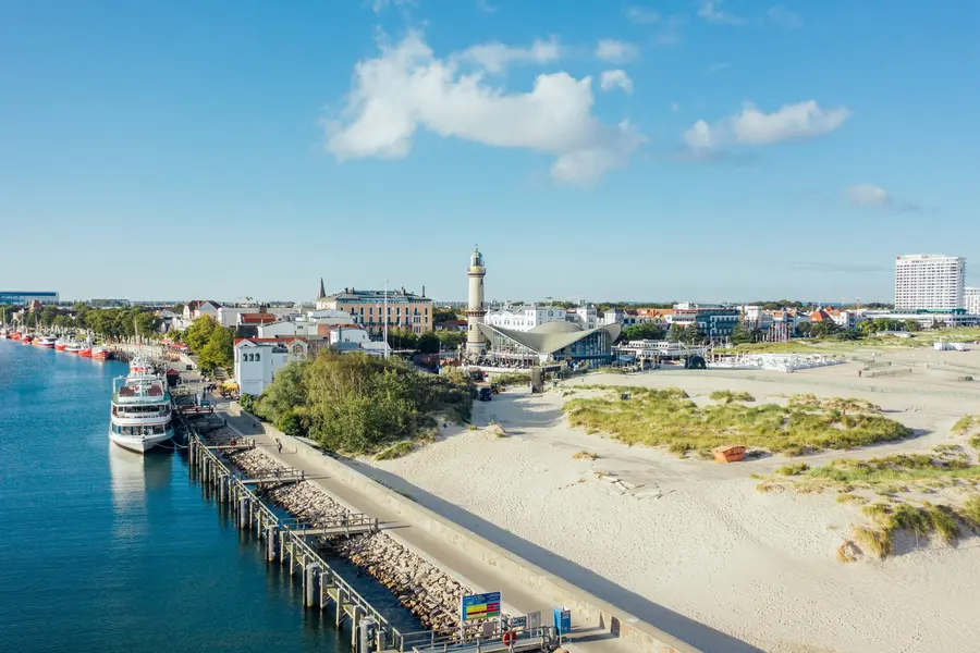 Blick auf den Alten Strom im Ostseebad Warnemünde Blick auf den Alten Strom im Ostseebad Warnemünde