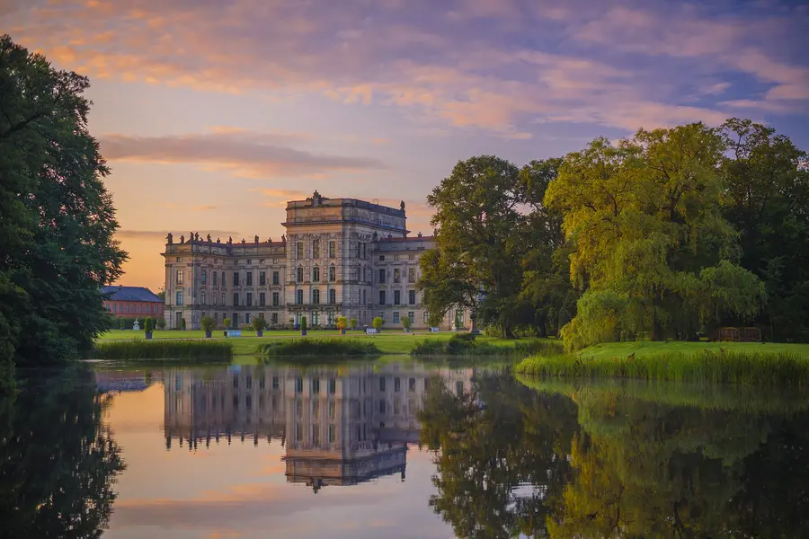 Das Ludwigsluster Schloss bildet die Kulisse für das Barockfest.