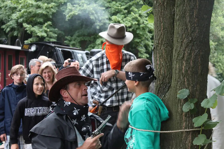 Szene aus dem Raubüberfall am Molli Szene aus dem Raubüberfall am Molli