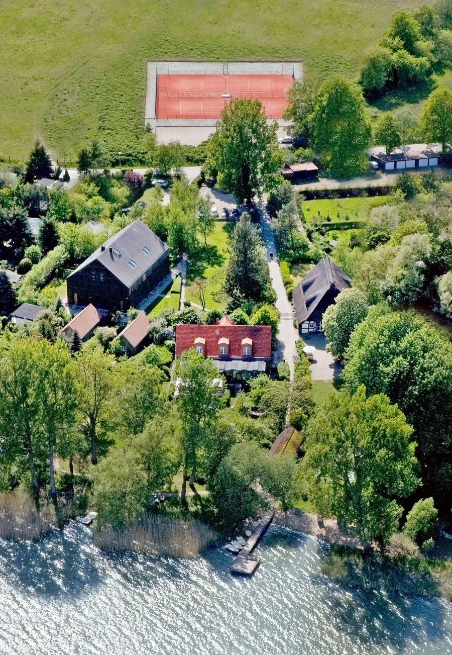 Europäische Spitzenklasse: das Seehotel am Neuklostersee Europäische Spitzenklasse: das Seehotel am Neuklostersee
