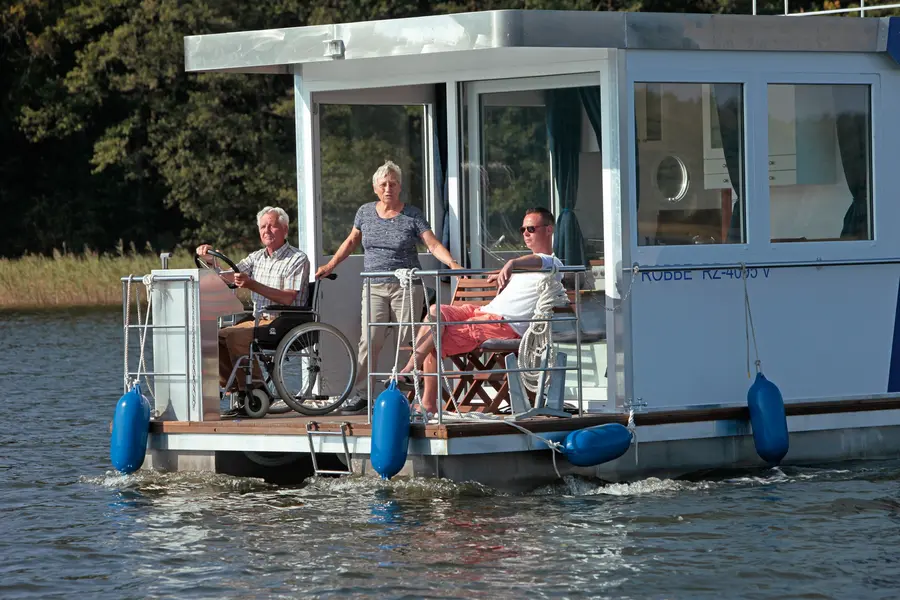 Febomobil 990 (Foto: Kuhnle-Tours und Mertens)