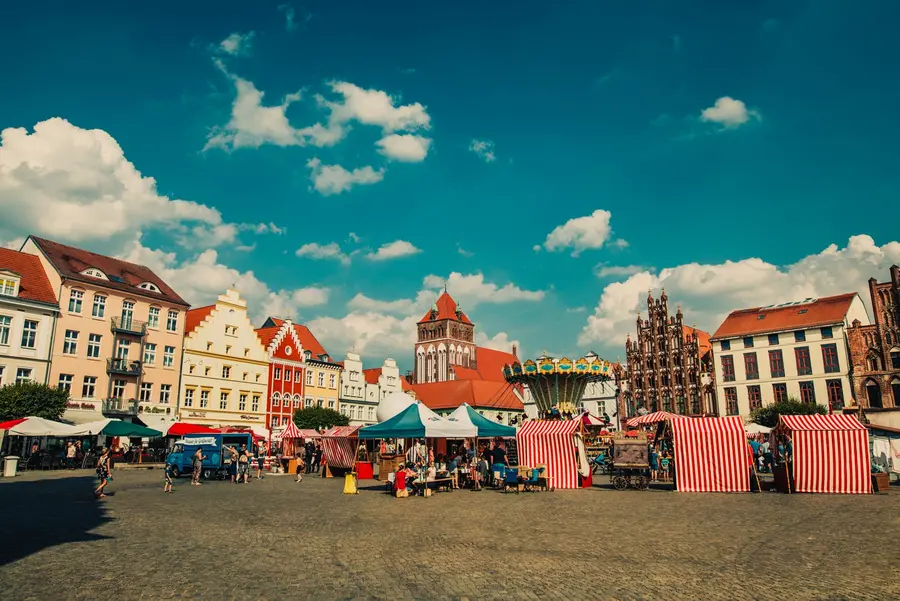 Der Marktplatz der Hanse- und Universitätsstadt Greifswald Der Marktplatz der Hanse- und Universitätsstadt Greifswald