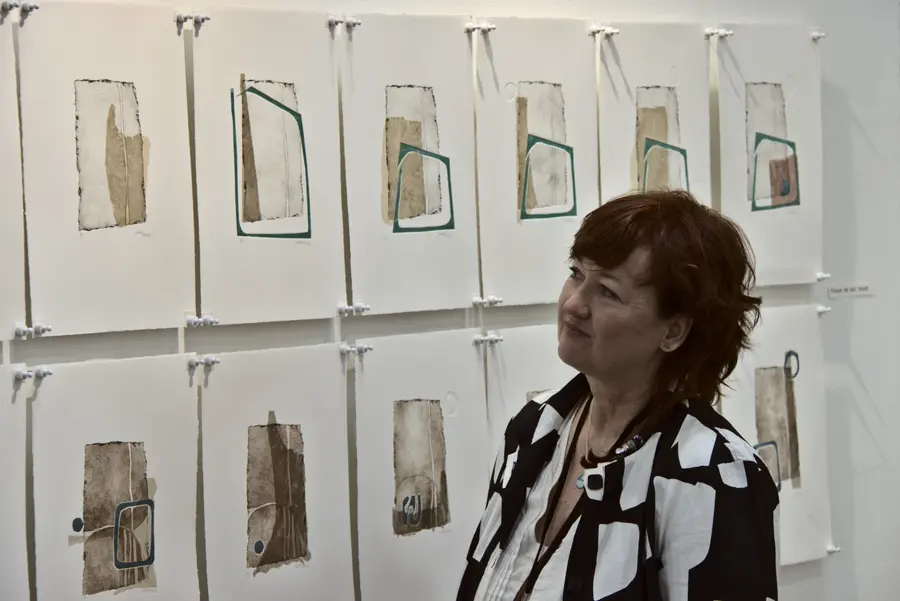 Heidrun Klimmey ist eine der Künstlerinnen und Künstler in Mecklenburg-Vorpommern, die am diesjährigen Pfingstwochenende an der landesweiten Aktion „KunstOffen“ teilnehmen.